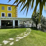 לינה וארוחת בוקר Borgo Del Nespolo