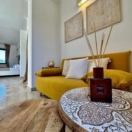 Borgo Del Nespolo Bed & Breakfast