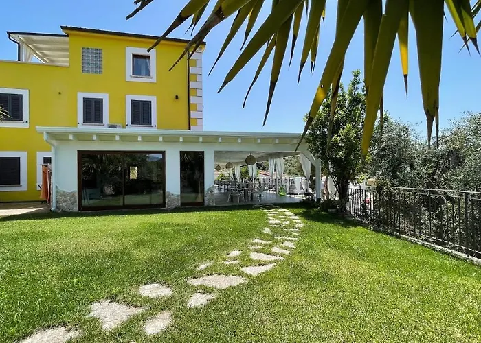 Bed & Breakfast Borgo Del Nespolo