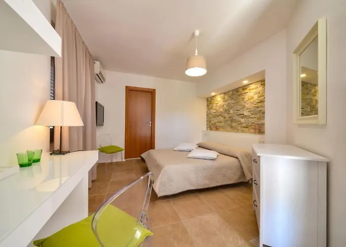 Bed & Breakfast Borgo Del Nespolo 4*