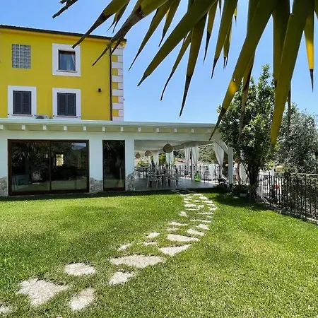 Bed & Breakfast Borgo Del Nespolo