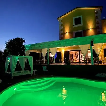 Borgo Del Nespolo 3* Peschici