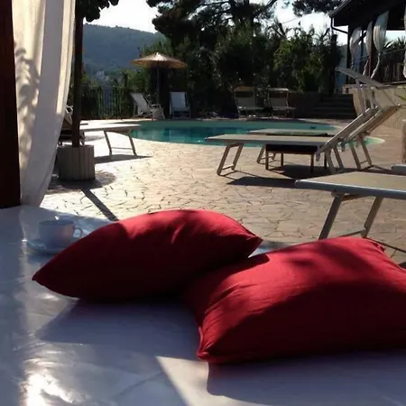 Borgo Del Nespolo 4* 佩斯基奇