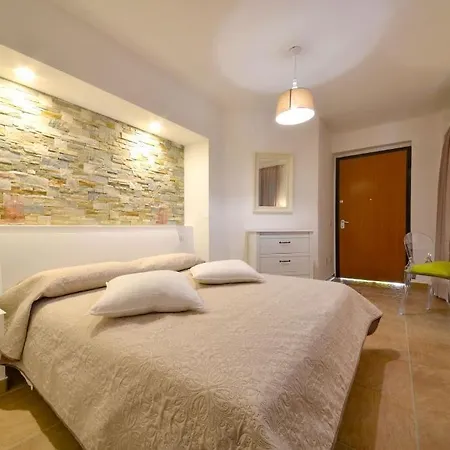 Borgo Del Nespolo 4*