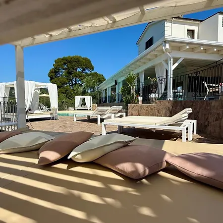 Bed & Breakfast Borgo Del Nespolo 4*