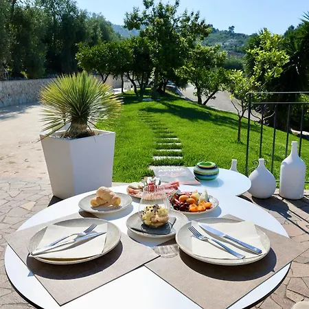 Borgo Del Nespolo Peschici
