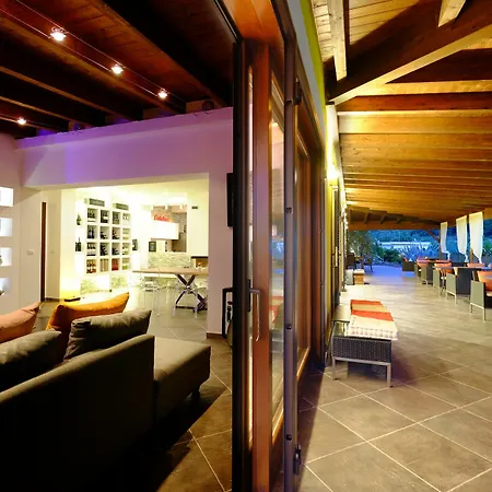 Bed & Breakfast Borgo Del Nespolo